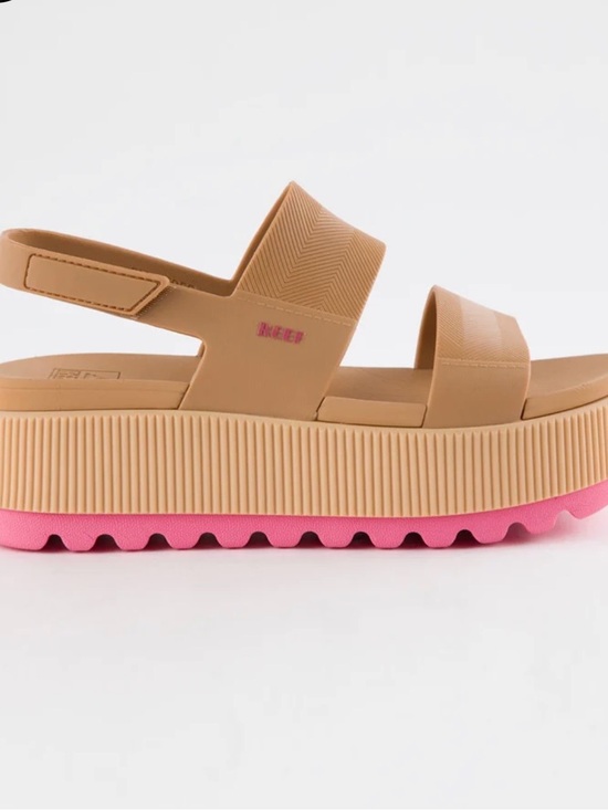 Reef Shoes - Reef | Water Vista Platform Slingback Sandal in Tan with Pink Sole